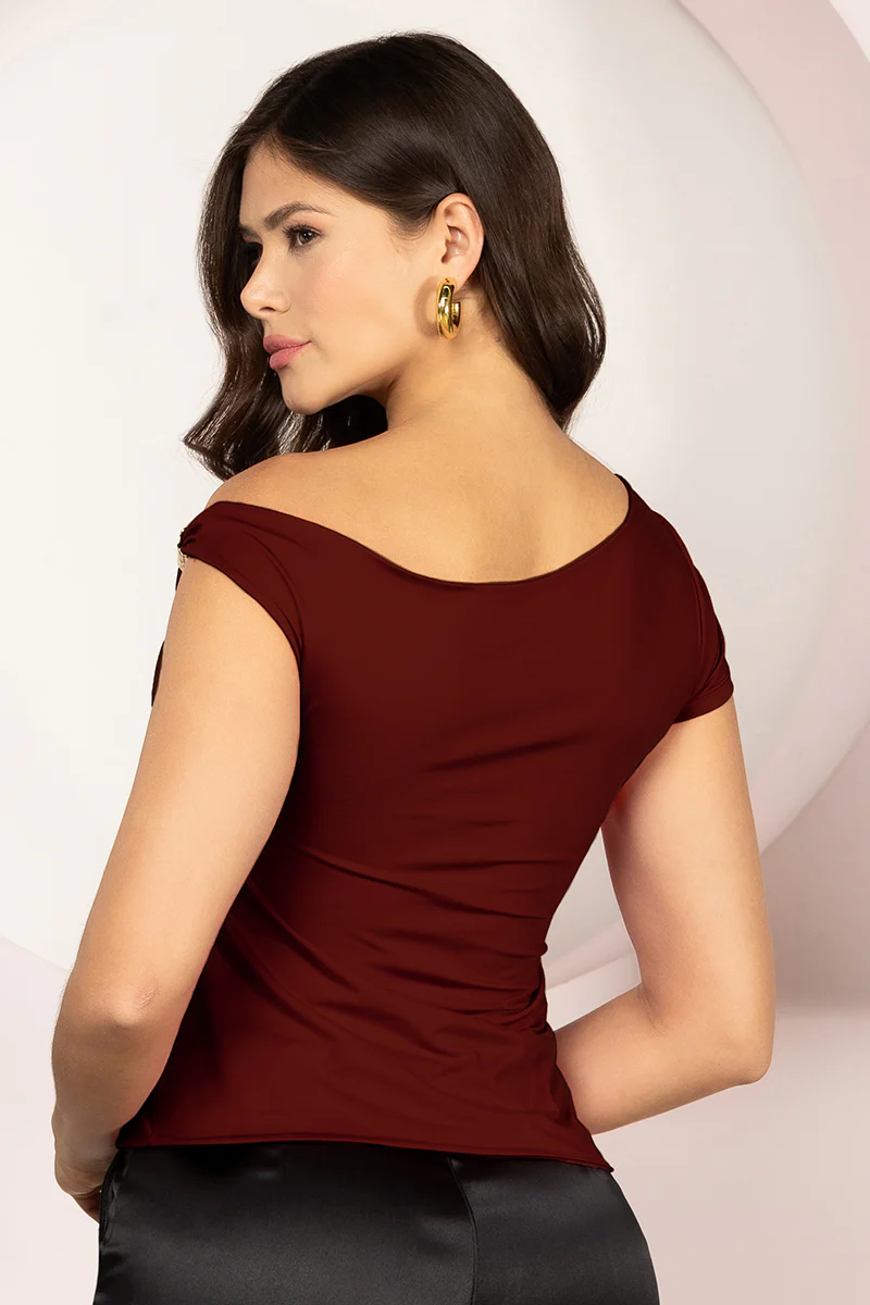 Blusa Asimétrico Elegancia con Detalle Lateral Marca Trucco’s - Image 11