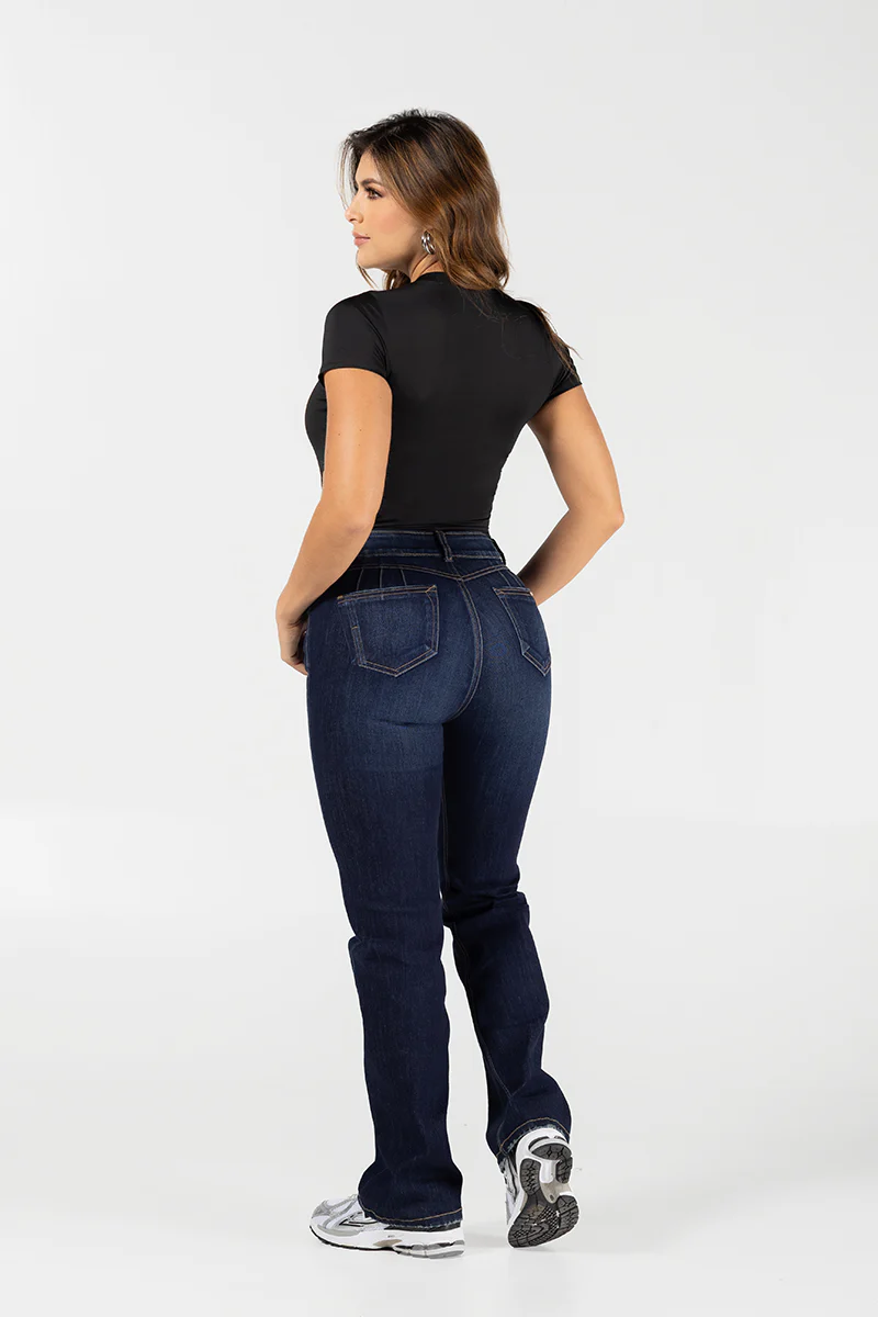 Body manga corta ajustado con escote Marca Trucco´s - Image 7