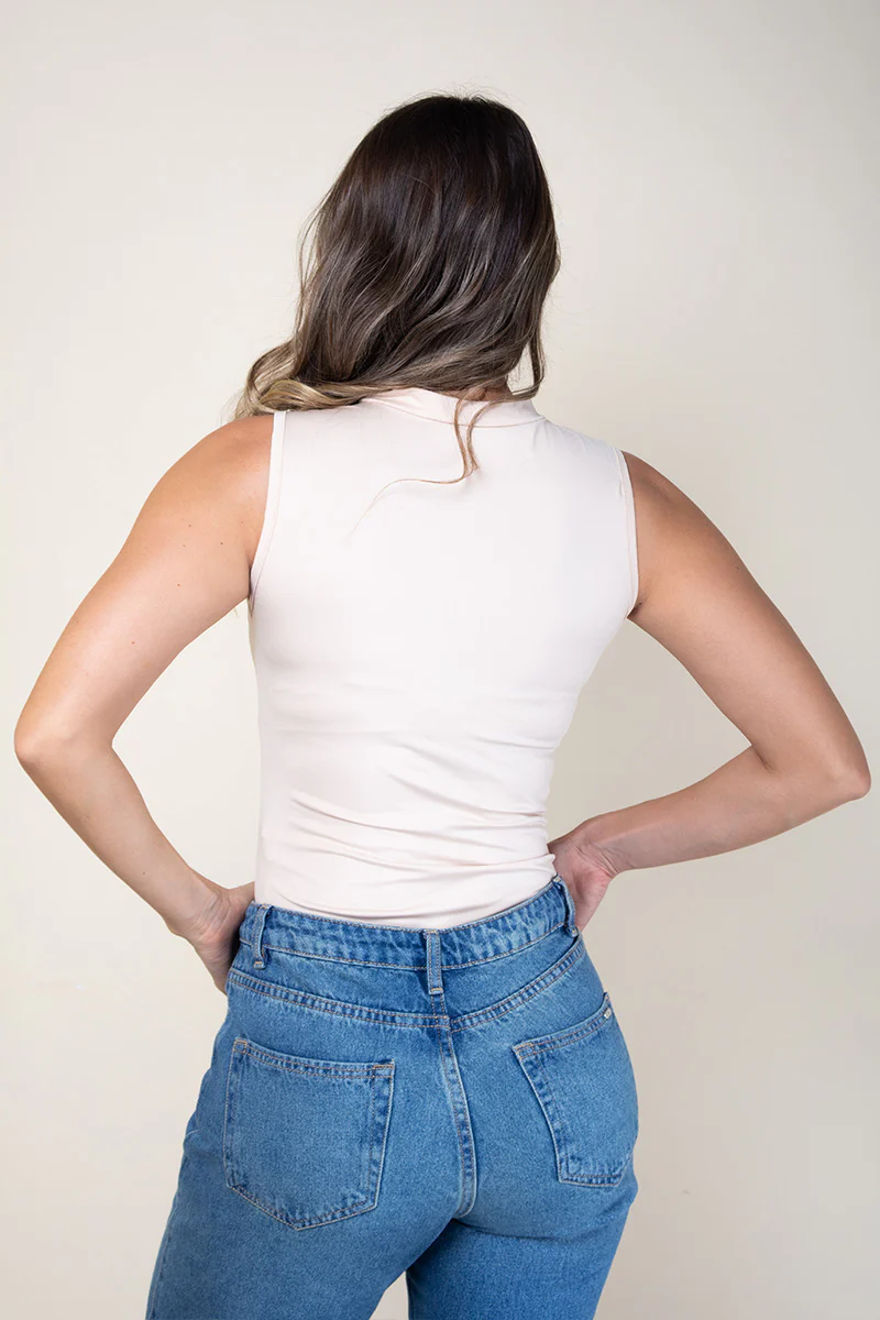 Body Manga Sisa Silueta Ajustada Marca Trucco´s