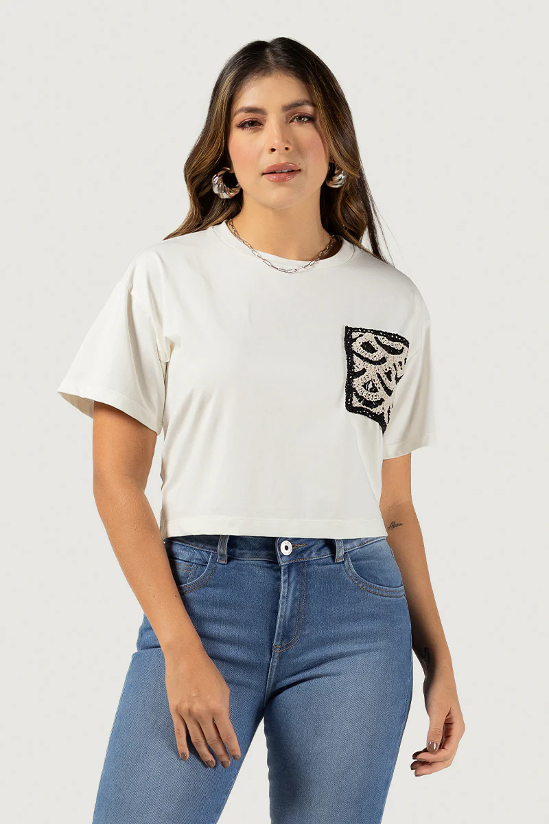 Camiseta Básica Estilo Chic Casual Marca Trucco´s