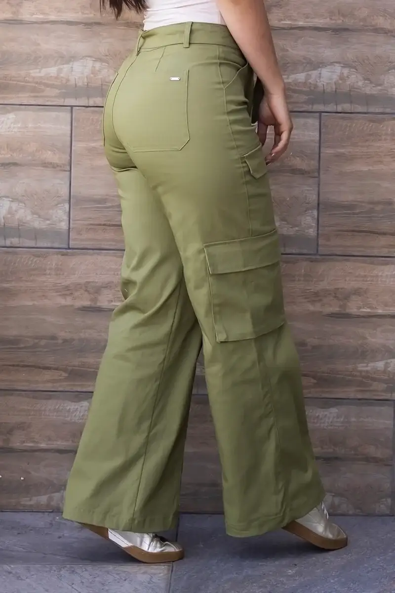 Pantalón Cargo Tiro Alto Costura Irregular Marca Trucco´s - Image 4