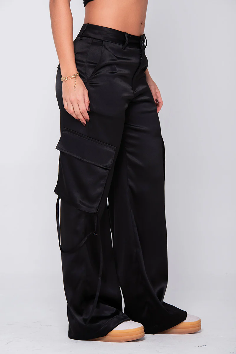 Pantalón cargo femenino tiro alto ajuste slim estilo urbano Marca Trucco´s - Image 8