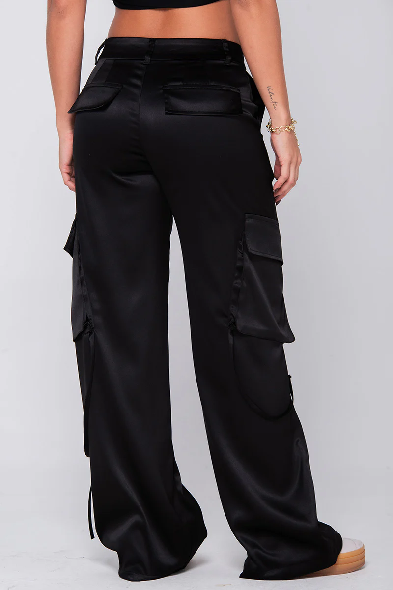 Pantalón cargo femenino tiro alto ajuste slim estilo urbano Marca Trucco´s - Image 9