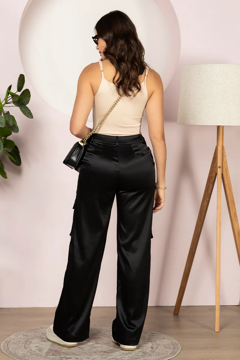 Pantalón Cargo Regular Fit con Bolsillos Funcionales y Cintura Ajustable  Marca Trucco´s - Image 4