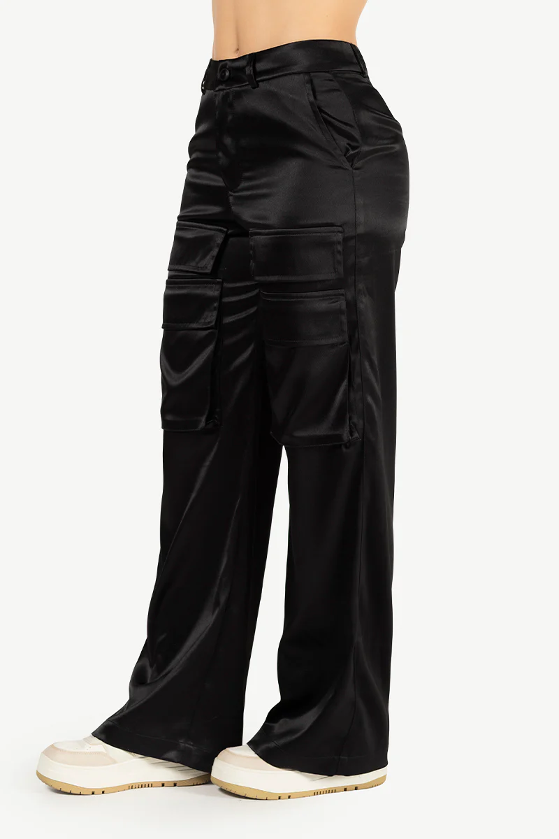 Pantalón Cargo Regular Fit con Bolsillos Funcionales y Cintura Ajustable  Marca Trucco´s - Image 6