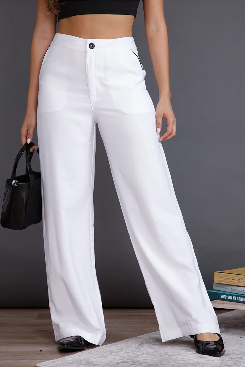 Pantalón Bota Recta en Rayon y Poliester Marca Trucco's - Image 4