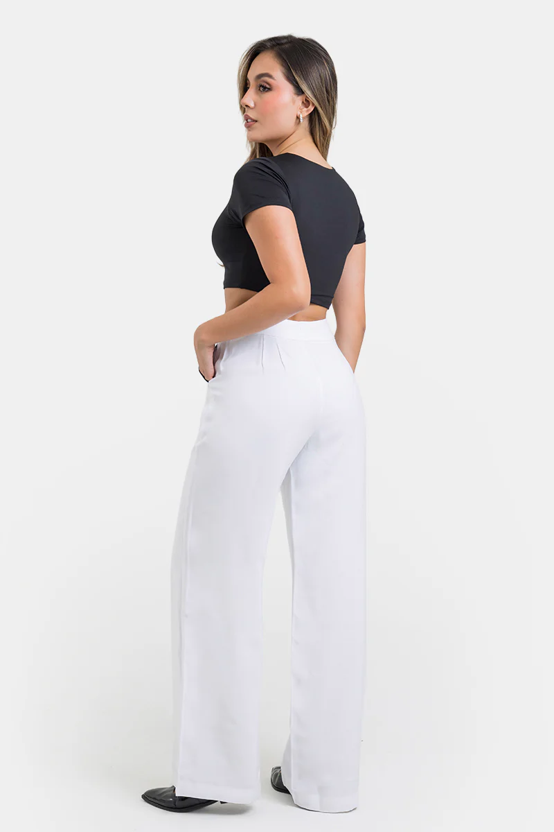 Pantalón Bota Recta en Rayon y Poliester Marca Trucco's - Image 7