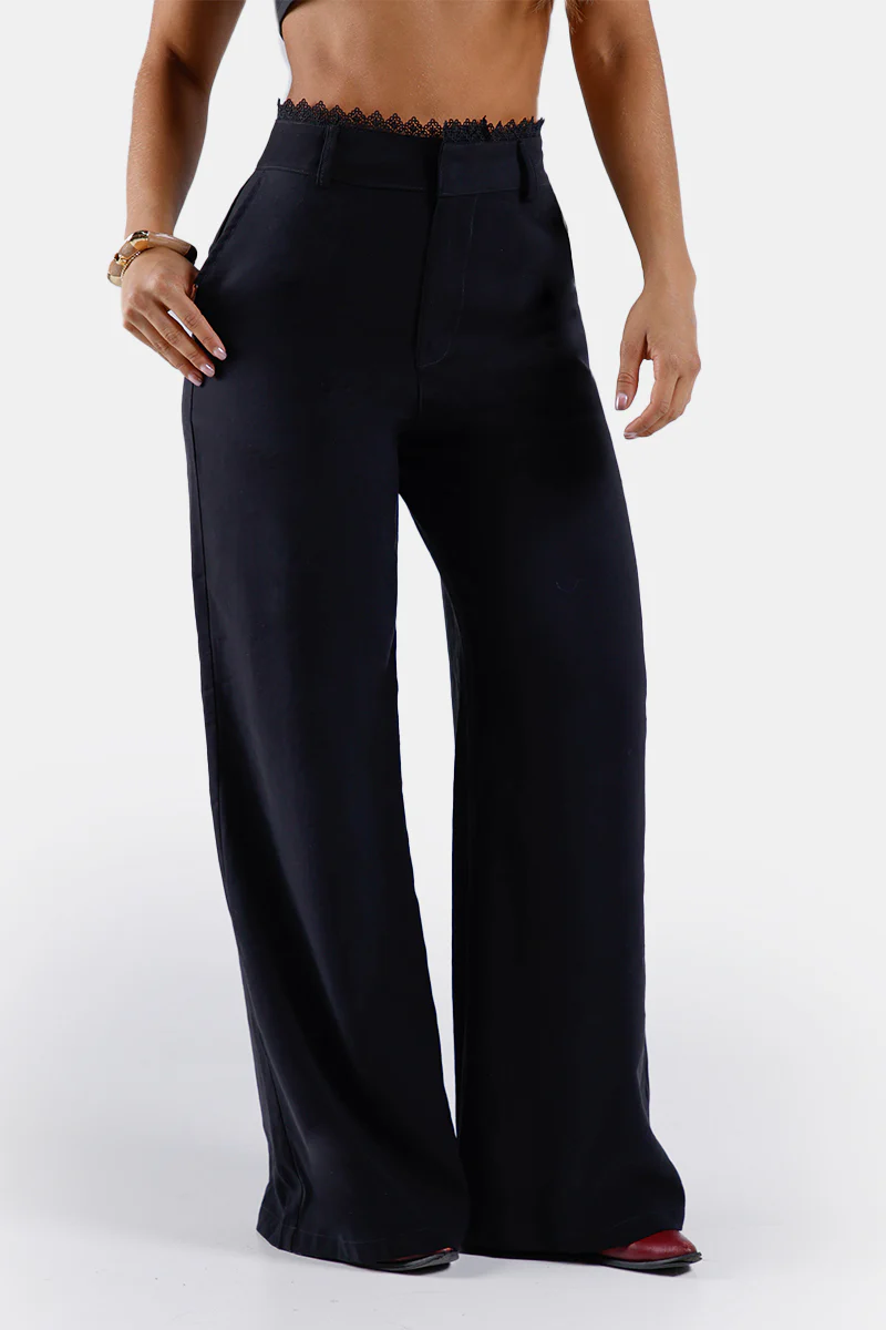 Pantalón Bota Recta en Rayon y Poliester Marca Trucco's
