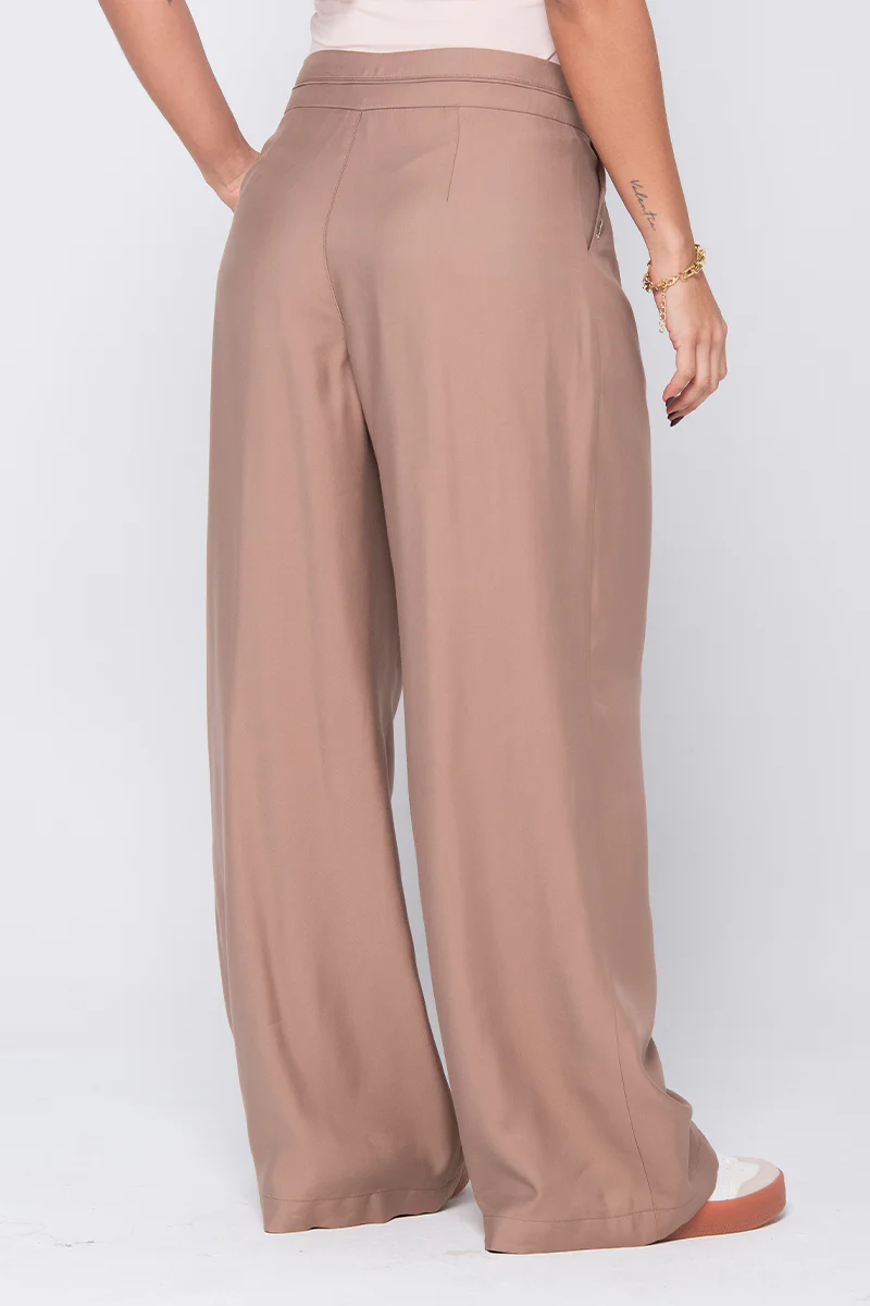 Pantalón Wide Leg Tiro Alto Pretina Asimétrica Marca Trucco´s - Image 5