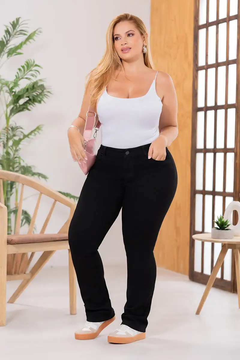 Jean Bota Recta Tiro Alto Talla única Negro Exclusivo Marca Trucco´s Plus Size - Image 4