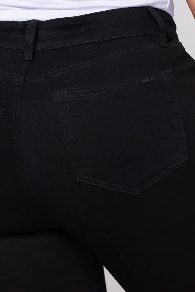Jean Bota Recta Tiro Alto Talla única Negro Exclusivo Marca Trucco´s Plus Size - Image 9