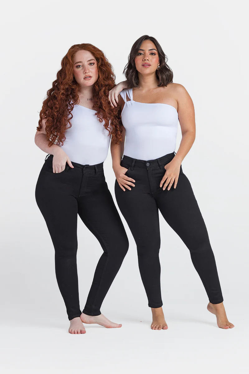 Jean Skinny Tiro Alto Talla única Negro Exclusivo Marca Trucco´s - Image 2