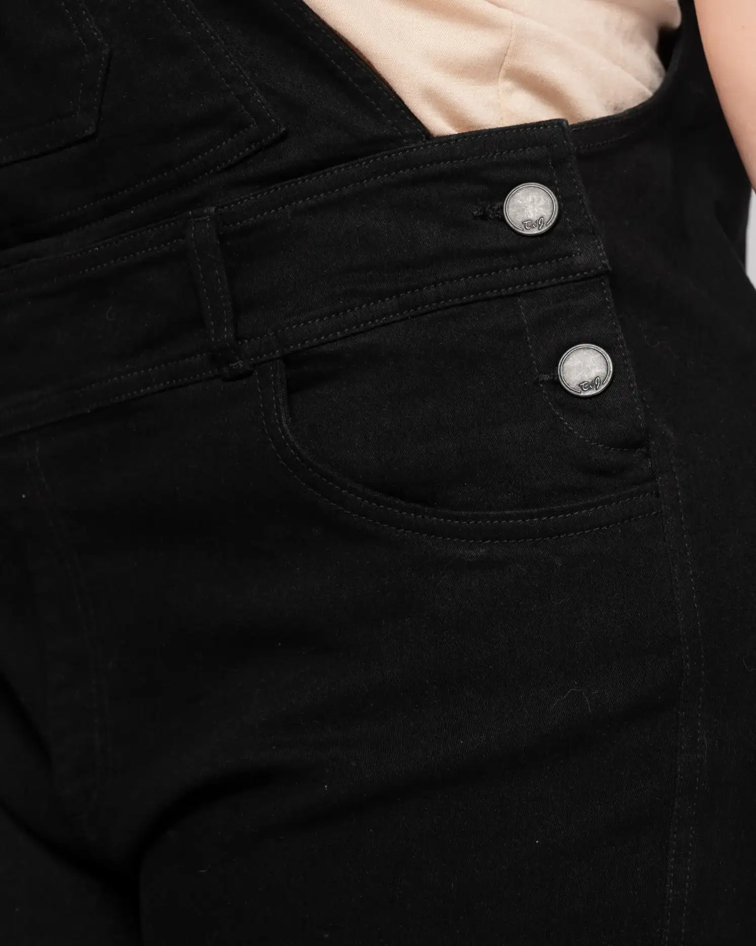 Overol Oversize Bota Recta Marca Trucco´s Plus Size - Image 3