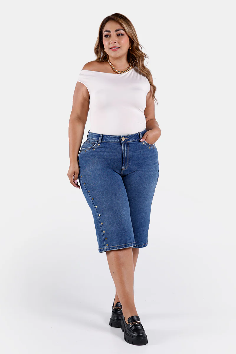 Bermuda Tiro Alto Plus Size en Algodón, Poliester y Elastano Marca Trucco's Plus Size - Image 8