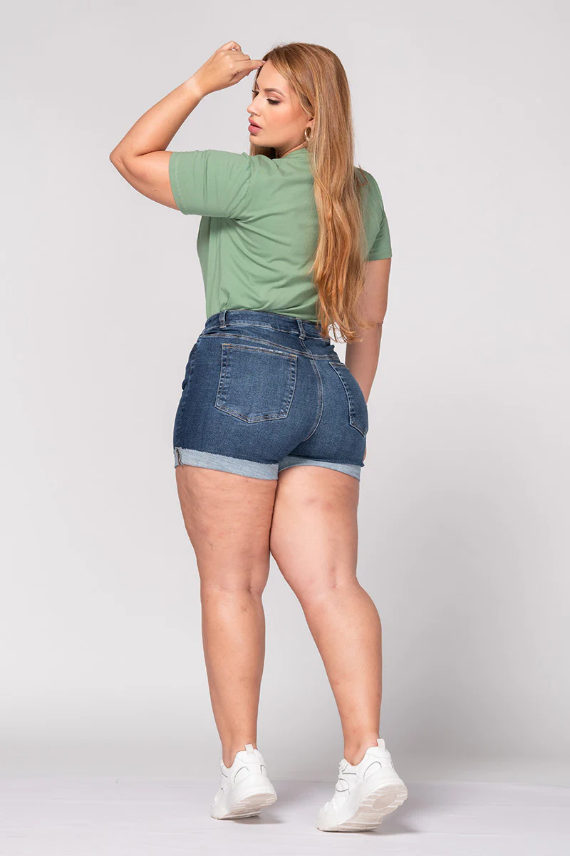 Camiseta Básica con Estampado Punto Corazón Marca Trucco´s Plus Size - Image 9