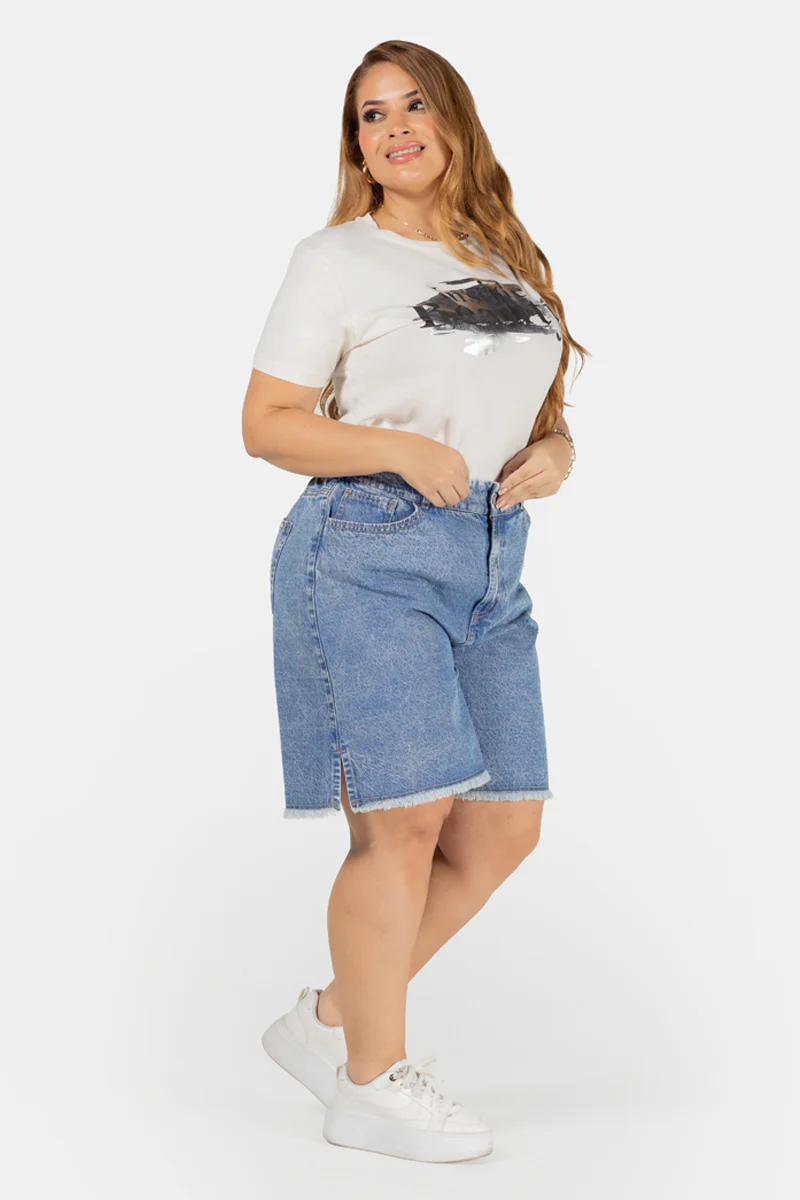 Camiseta Básica con Estampado Frontal Marca Trucco´s Plus Size - Image 6