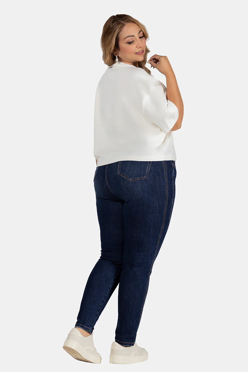 Camiseta Oversize  Marca Trucco's  Plus Size - Image 7