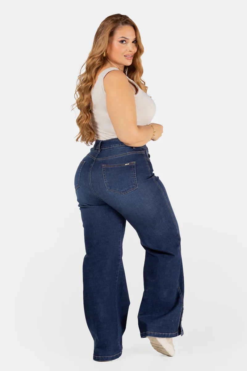 Jean Wide Leg Azul Oscuro con Detalles en Bota Marca Trucco´s Plus Size - Image 8