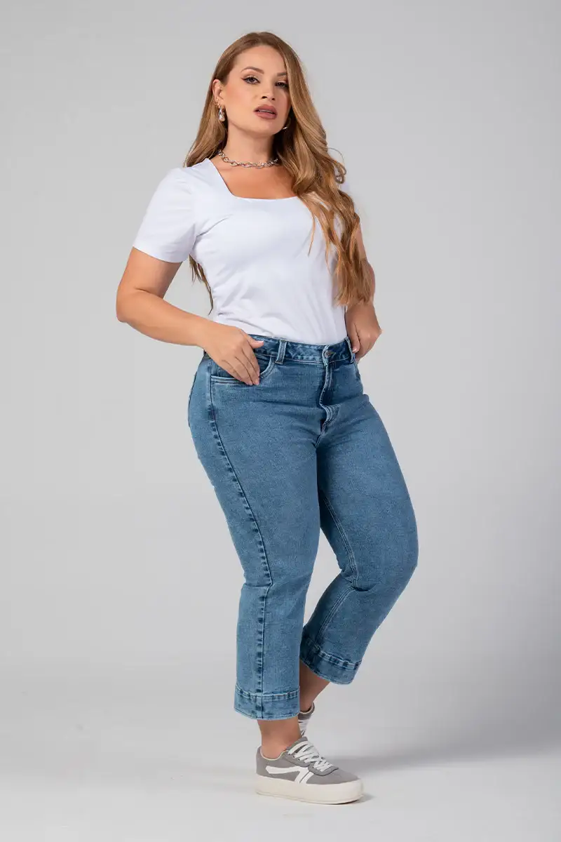 Jean Capri Tiro Alto Ruedo Con Encaje Marca Trucco´s Plus Size - Image 3