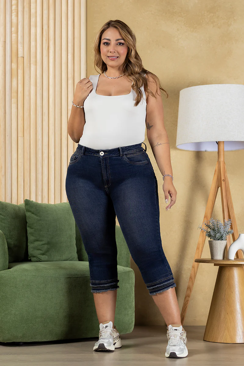 Jean Tipo Capri Azul Oscuro Marca Trucco's Plus Size - Image 2