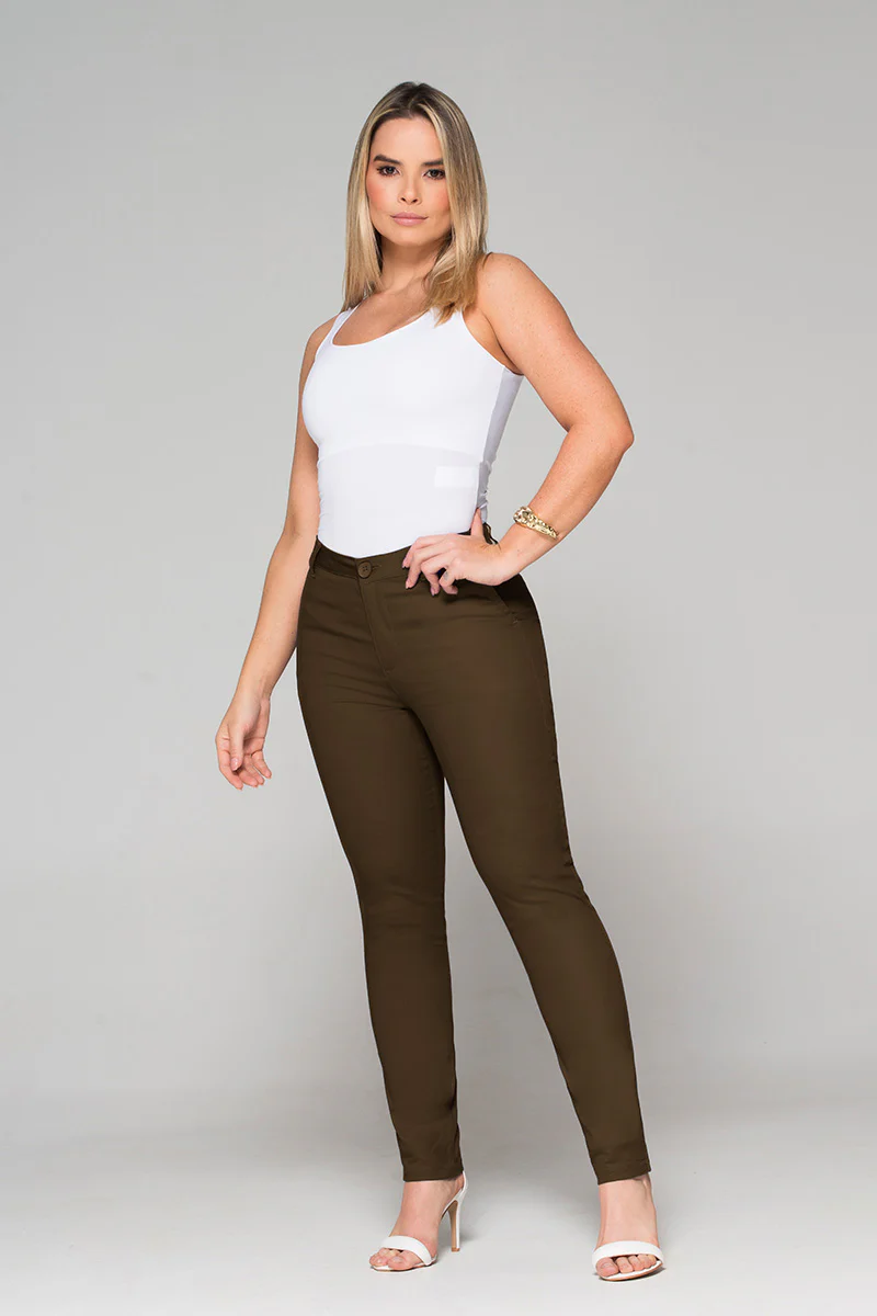 Jean Skinny Tiro Alto Silueta Estilizada y Versátil Marca Trucco´s - Image 10