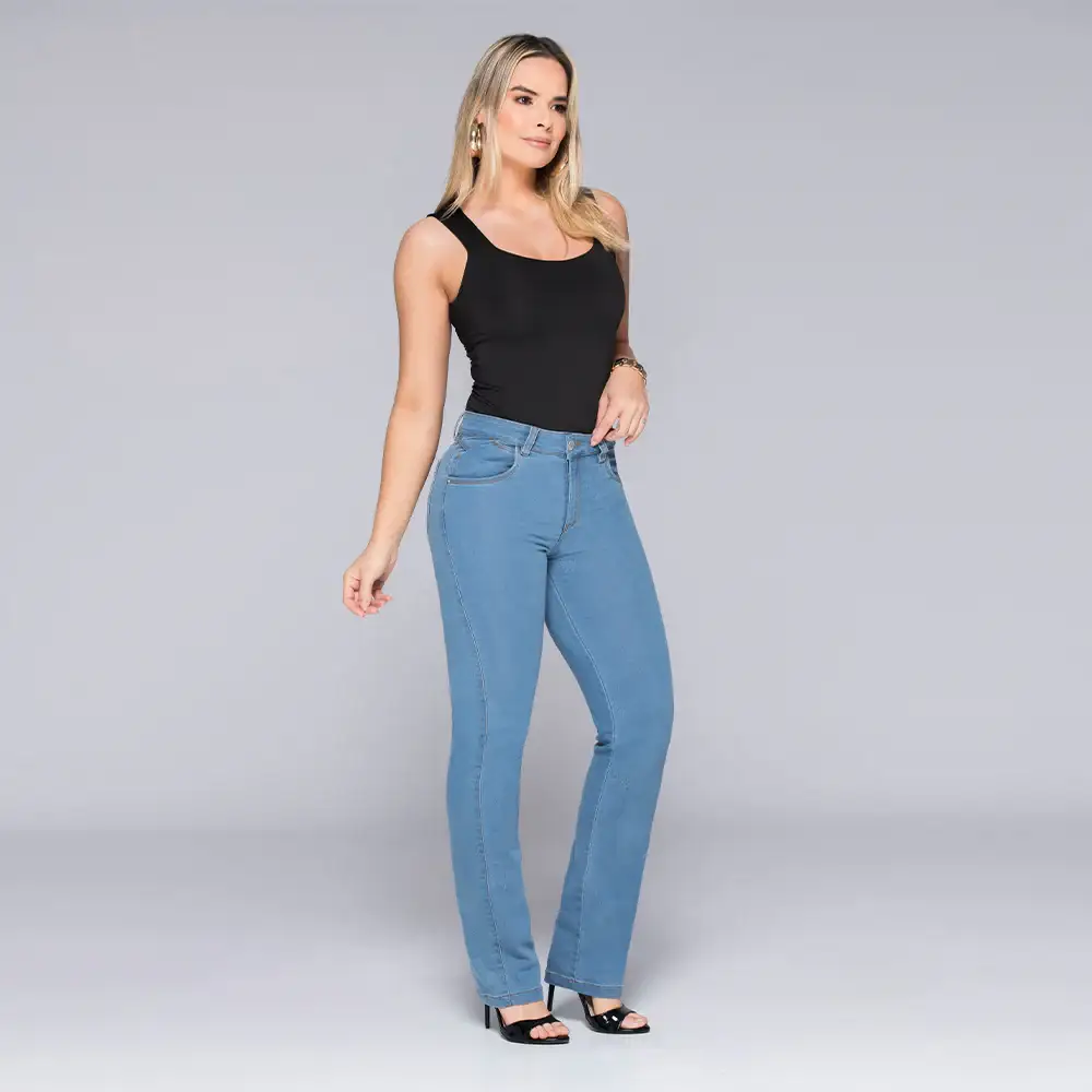 Jean Clásico Bota Recta Tiro Alto Marca Trucco´s