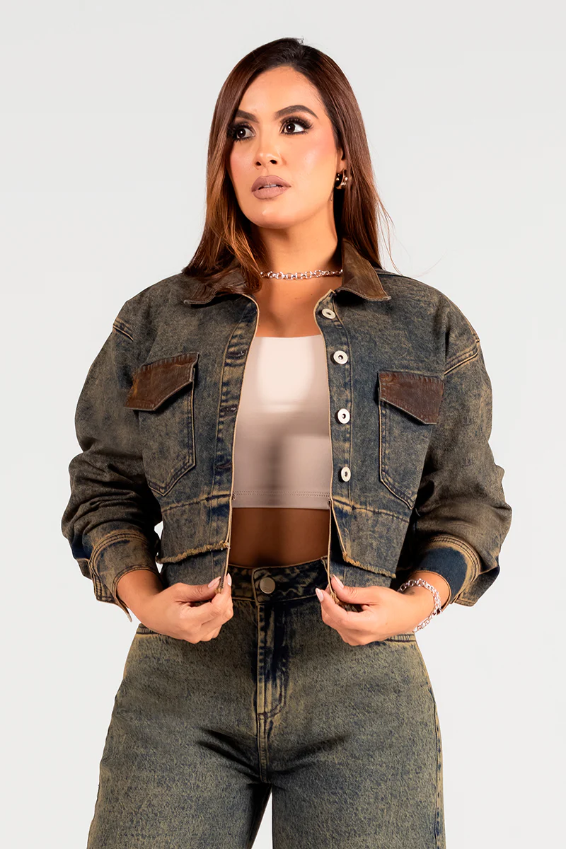 Chaqueta Corta Marca Trucco's