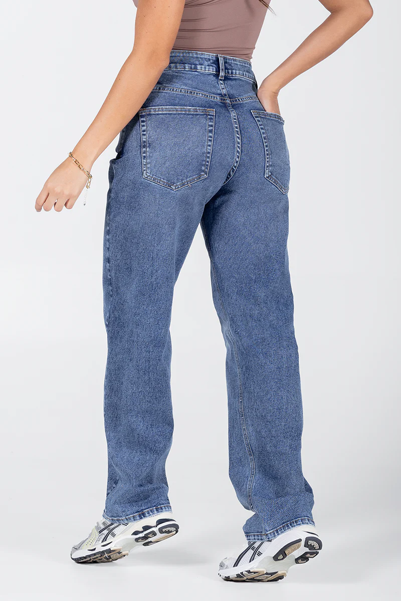 Jean Boyfriend Mujer Cintura Alta Azul Medio Relax Fit Marca Trucco´s - Image 8