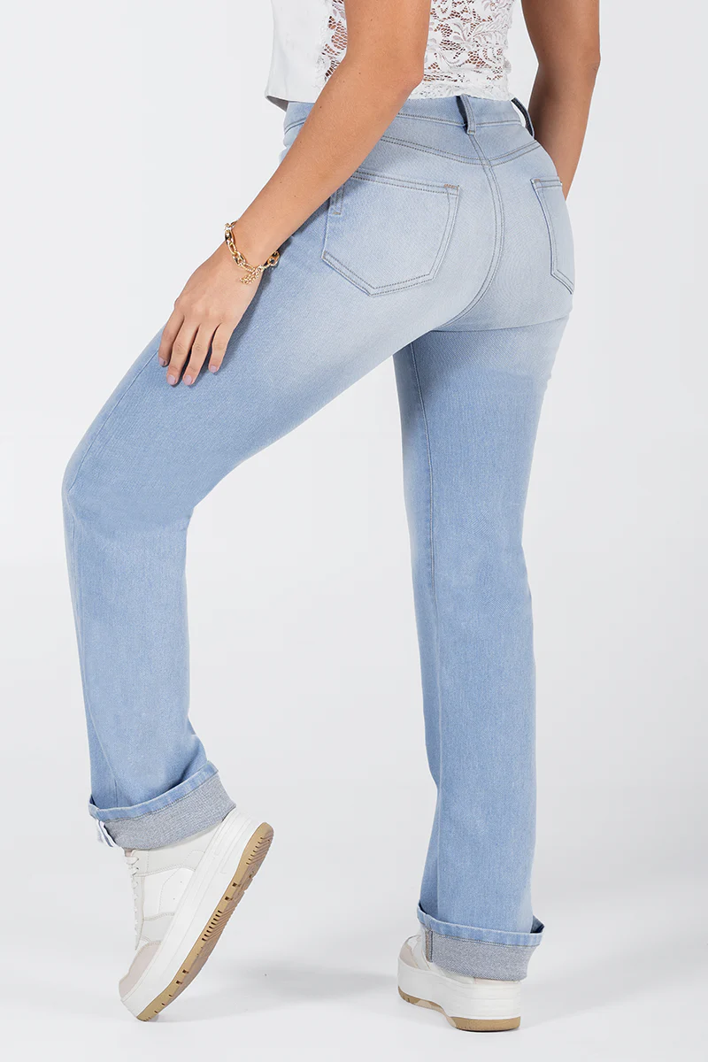 Jean Bota Recta Denim Elegante y Versátil Marca Trucco´s - Image 6