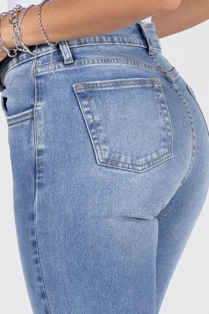 Jean MomFit Tiro Alto Vintage para Mujer - Marca Trucco´s - Image 5