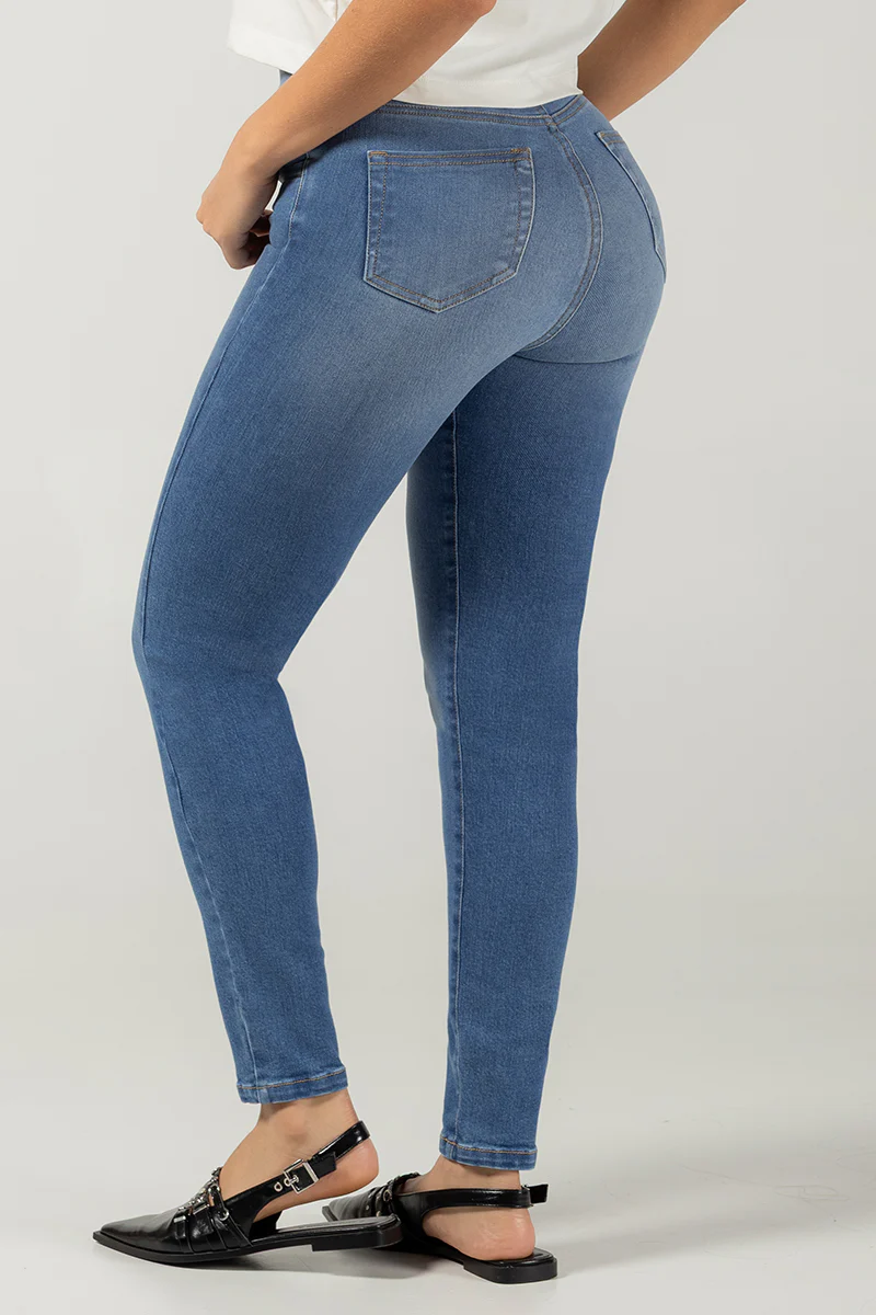 Jean Skinny Cintura Alta Push-Up Silueta Ajustada Marca Trucco´s - Image 6