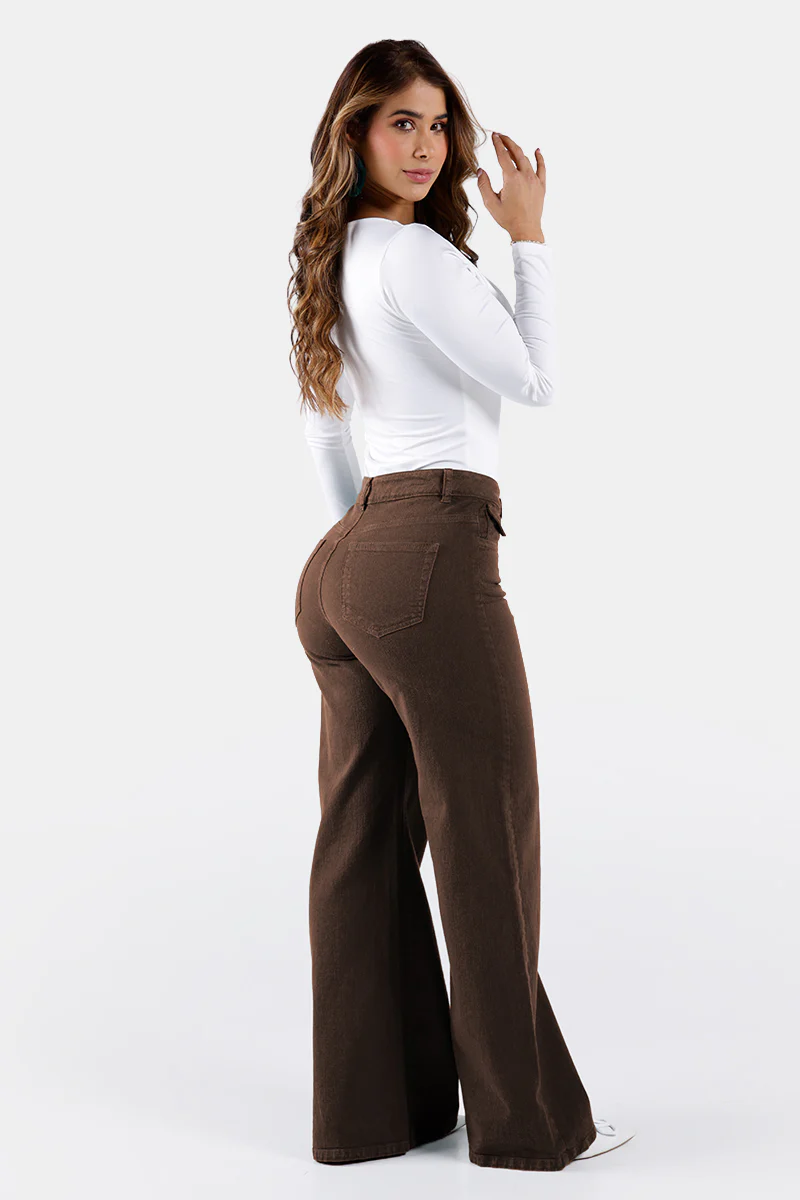 Jean Wide Leg en Algodón y Elastano Marca Trucco's - Image 8