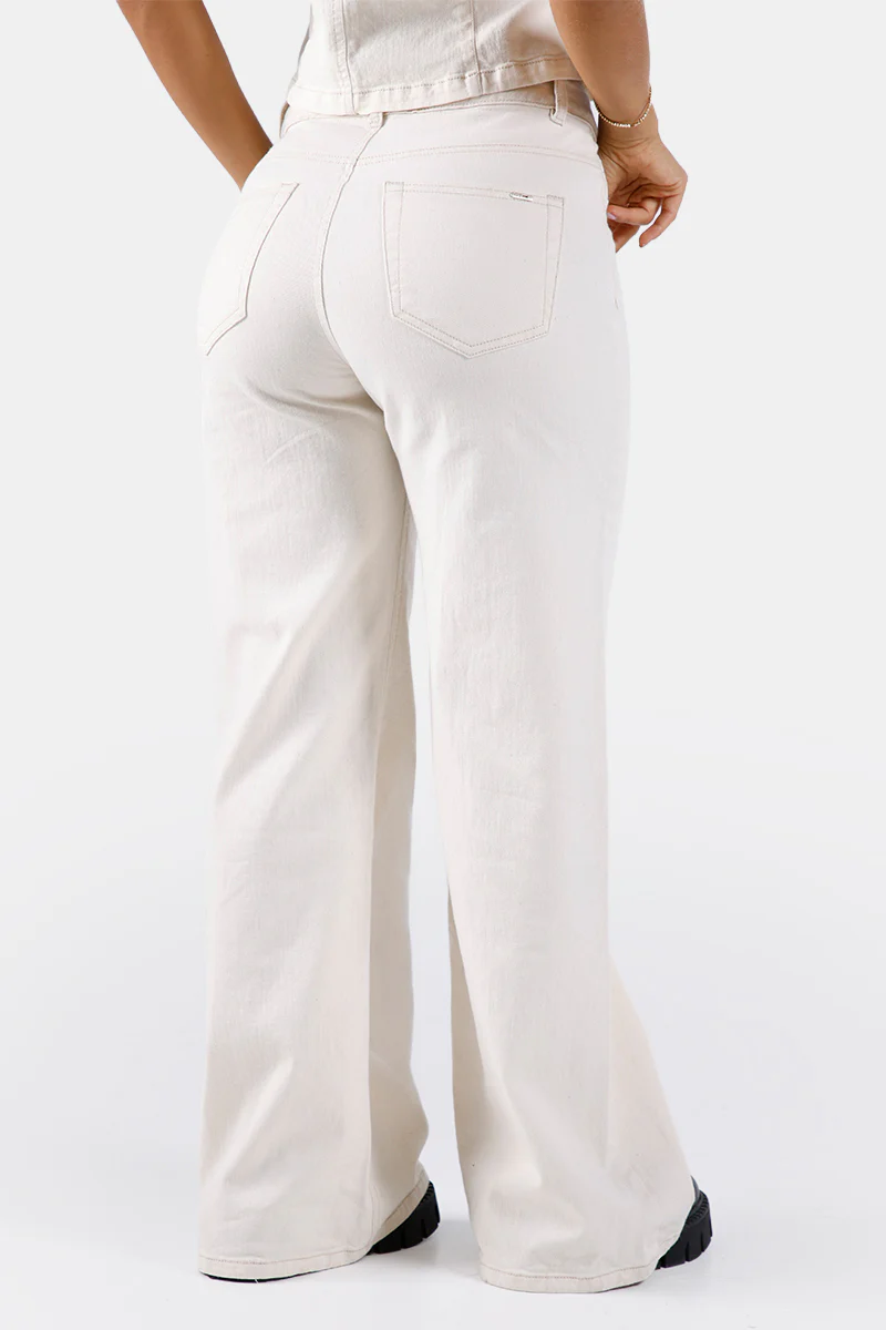 Jean Wide Leg en Algodón y Elastano Marca Trucco's - Image 9
