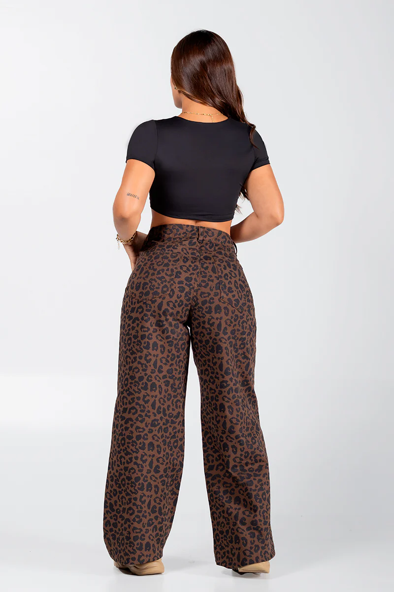 Jean Wide Leg Café Marca Trucco's - Image 6