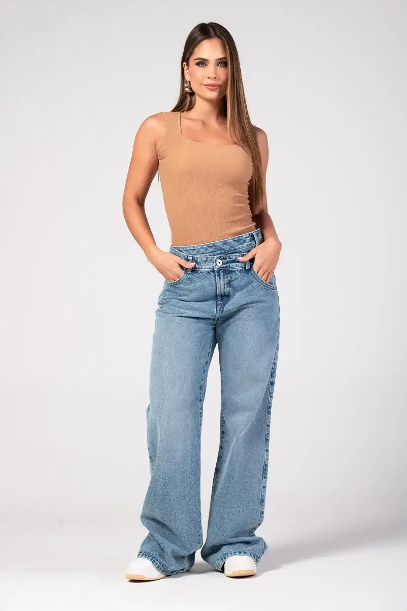 Jean Wide Leg Tiro Alto Pretina Asimétrica Marca Trucco´s - Image 3
